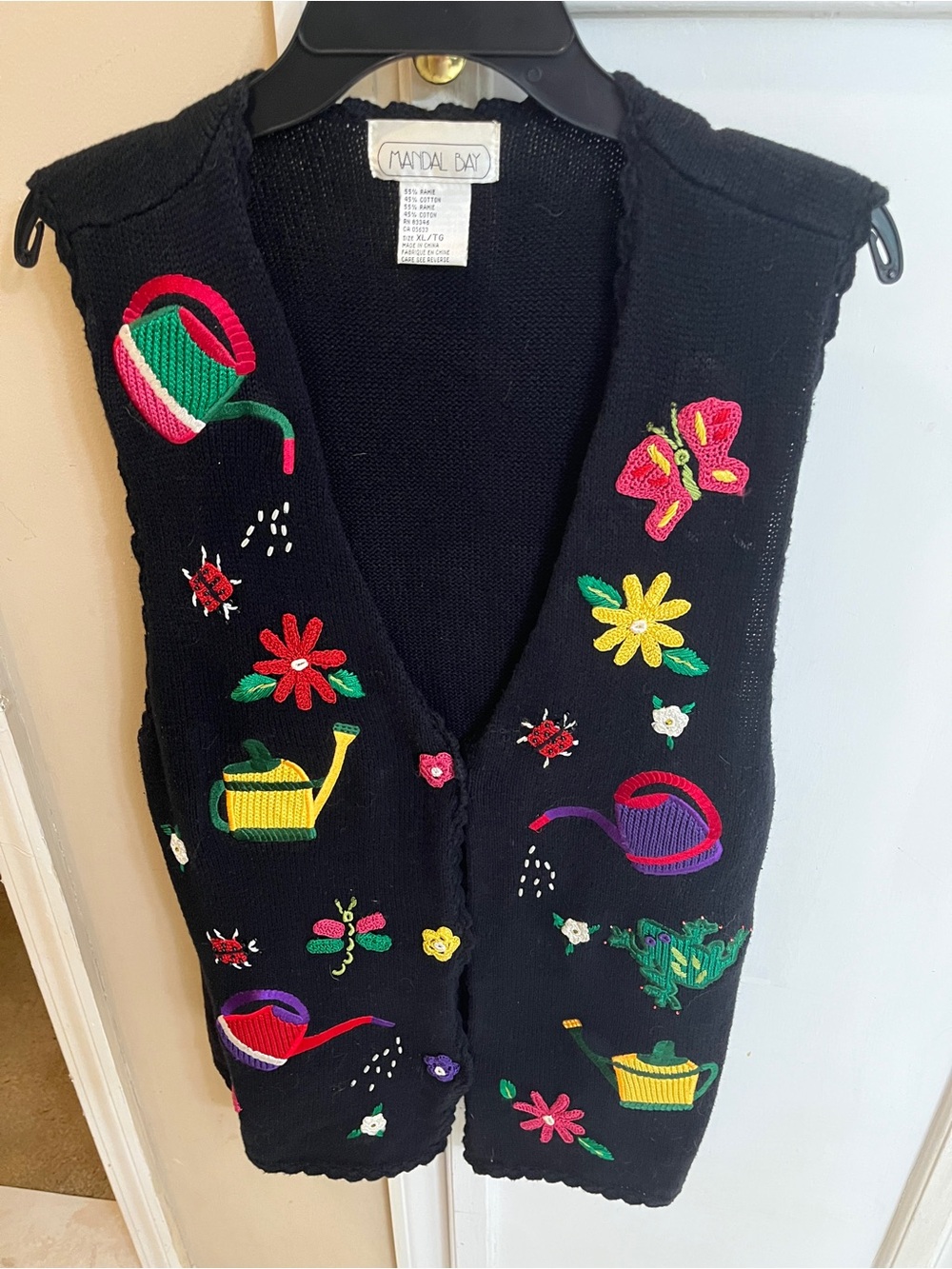 Mandal Bay Black Embroidered Garden Vest Sweater XL